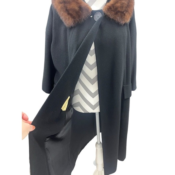 VTG Black Wool A-Line Swing Coat Scalloped Mink Collar Raglan Sleeves Jackie O - Picture 8 of 16